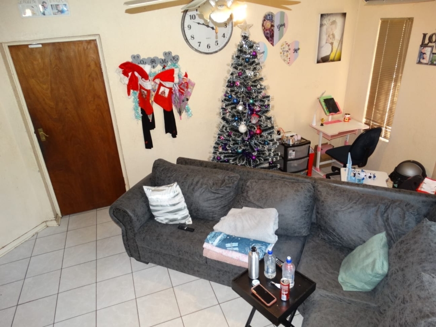 3 Bedroom Property for Sale in Geelhoutpark North West